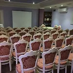 Deluxe 4* Tiran