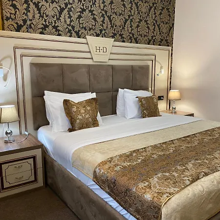 Deluxe Hotel Tirana