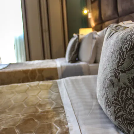 Deluxe Hotel Tirana