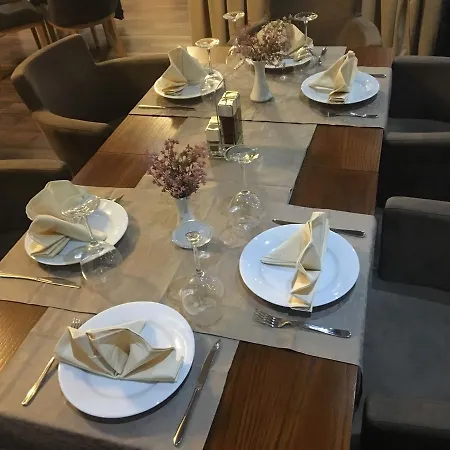 Deluxe