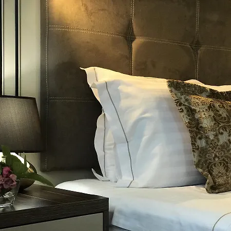 Hotel Deluxe 4*