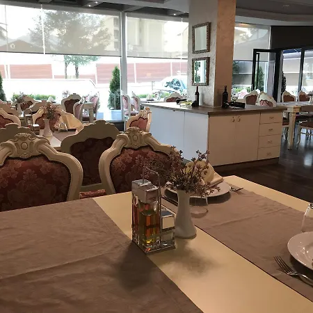 Deluxe Hotel Tirana