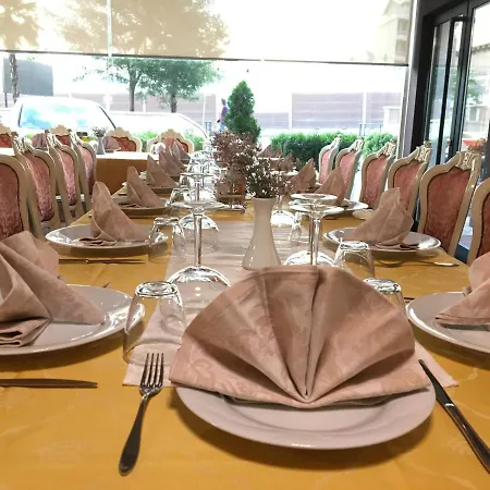 Hotel Deluxe 4*