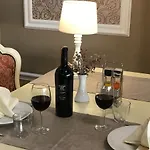 Deluxe Tirana