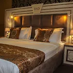 Deluxe 4* Tirana