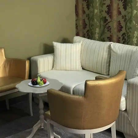 Hotell Deluxe Tirana